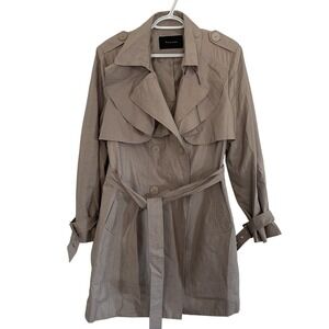 EUC Womens Tahari Tan Beige Neutral Trench Coat Ruffles Belt Dressy Nylon Medium